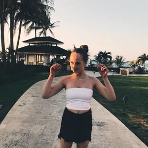 Meet your Posher, Lucy